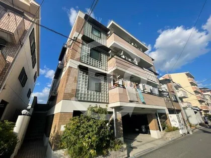 ルシャトーノーブル【4階】の外観