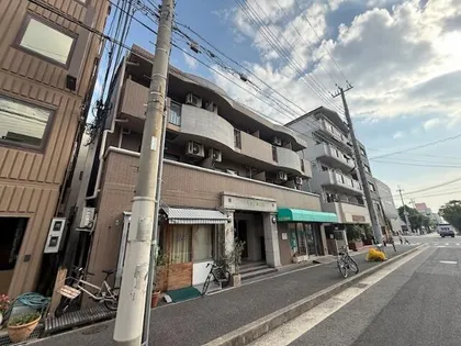 ローテローゼ本山【3階】の外観