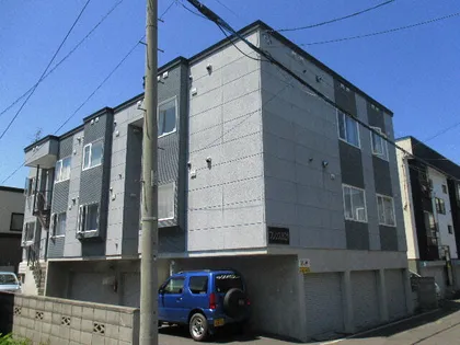 北海道札幌市東区北二十一条東12丁目【アパート】の外観
