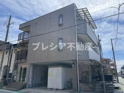 フローラ甲子園口【3階】の外観