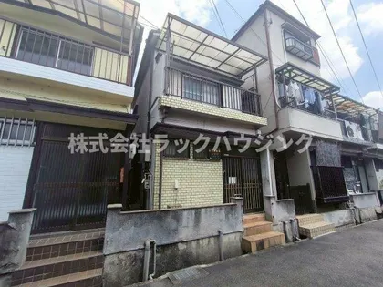 大阪府四條畷市南野4丁目【一戸建】の外観