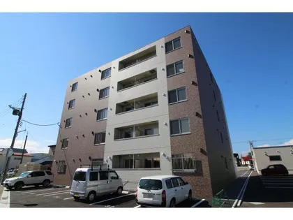 ベリスト【1階】の外観