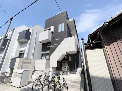 Creo志賀本通(クレオ)【2階】の外観