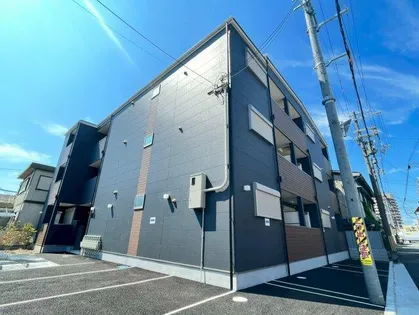 大阪府泉大津市東港町【アパート】の外観