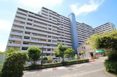 藤和さやまハイタウンB棟【16階】の外観