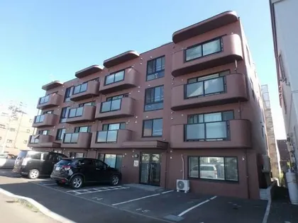 ウィングパレス【4階】の外観