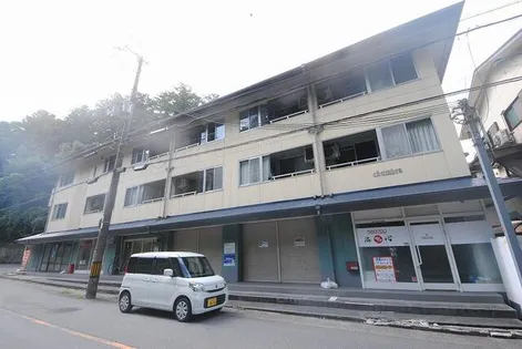 シャンブル【2階】の外観