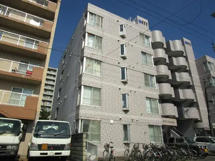 シティPOSHβ【5階】の外観