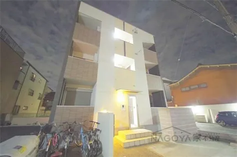 i-CUBE【2階】の外観