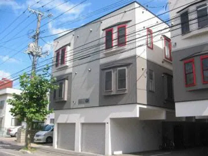 LEE SPACE北10条Ⅱ【3階】の外観