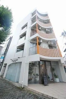 サンクレスト【2階】の外観