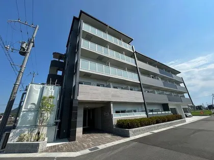 LINEAGECOURT野洲駅西の画像