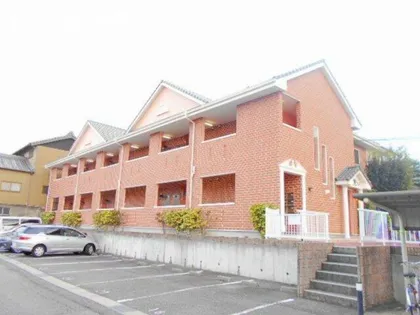 ヨーロピアンシャレー参番館【1階】の外観