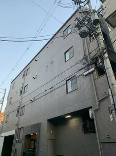 グランドウイング【1階】の外観