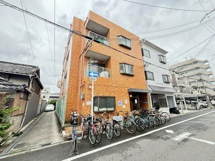エホール東田辺【3階】の外観