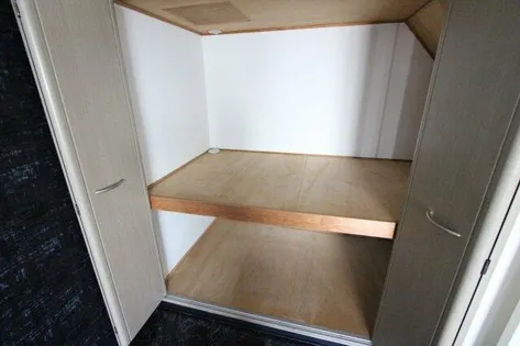 クレスト甲東園A棟【00A-3号室】の内装