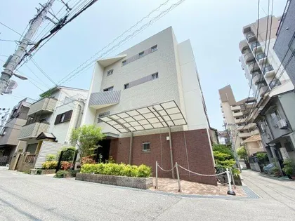 カーサ松崎町【1階】の外観