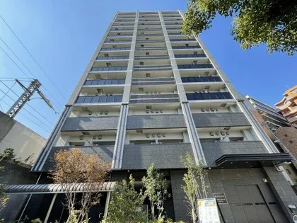 ワールドアイ難波南PORTA【3階】の外観