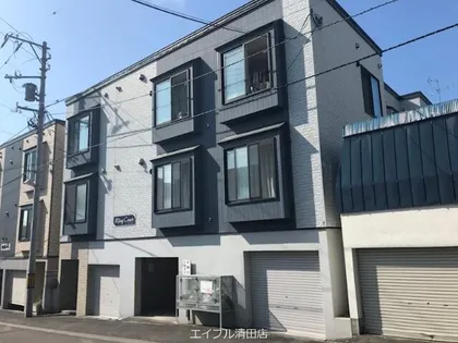 ウイングコート【106号室】の外観