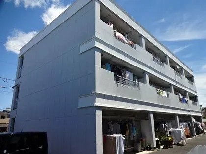 ロイヤルガーデンK【2階】の外観