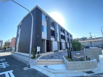 ビラカルロッタ【1階】の外観