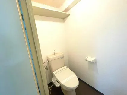 シャトー・レイクルイーズ【6階】の内装