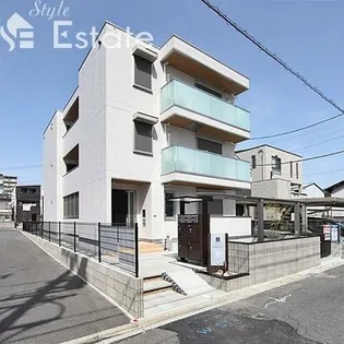 GROWTHマンション【3階】の外観