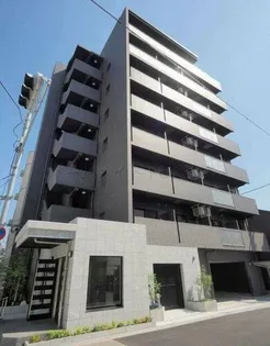 アルムIIIの画像