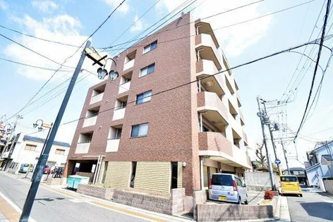 イーストキューブ【2階】の外観