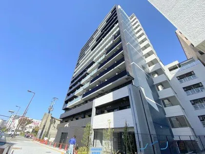 プレサンス大国町ラヴェニール【3階】の外観