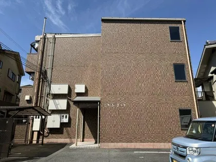 ニドムコートの画像