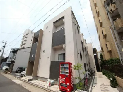 アストリア名駅【1階】の外観