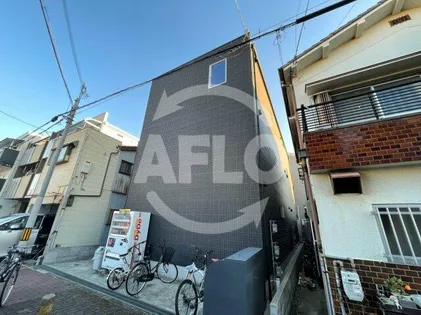 ラコントレ【1階】の外観