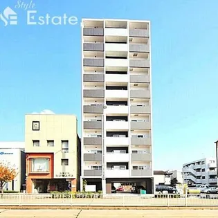 シャルール【4階】の外観