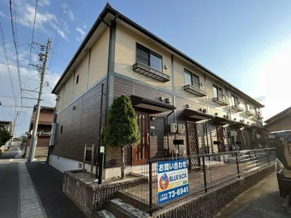 愛知県一宮市小信中島字西山【テラスハウス】の外観