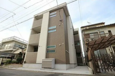 REGALEST道徳【1階】の外観