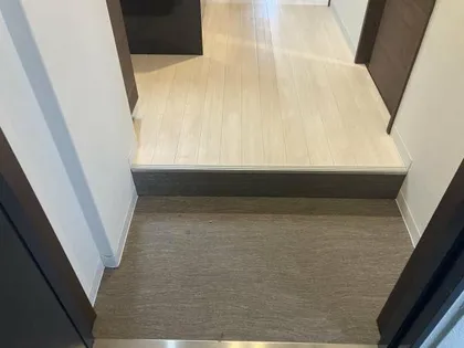 RA北田辺【4階】の玄関