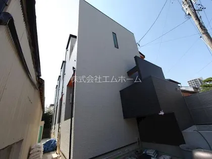 ミューズ【2階】の外観