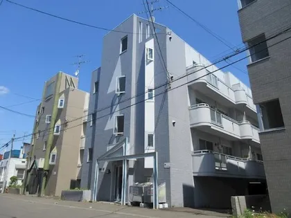 KISS INN 12の画像