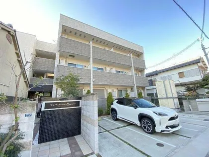 TKアンバーコート羽衣【301号室】の外観