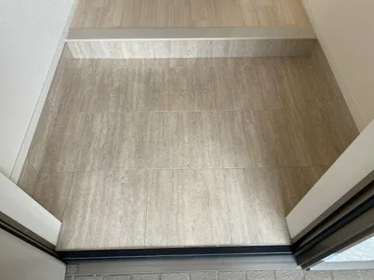 クレシアⅠ【103号室】の玄関