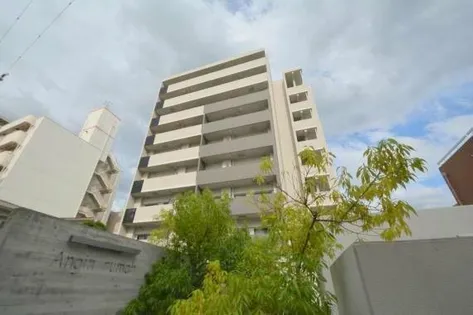 アンギンルマ【2階】の外観