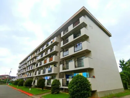 泉北宮山台団地3号棟【1階】の外観