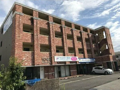 ラ プリミエールの画像