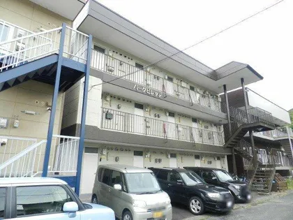 パークビレッジ【105号室】の外観