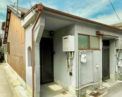 兵庫県尼崎市西長洲町1丁目【テラスハウス】の外観