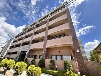 セレブ高槻北園町【2階】の外観