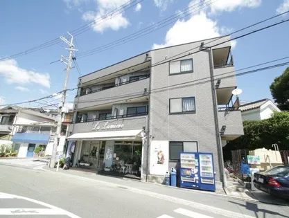 メゾンパーシモン【205号室】の外観