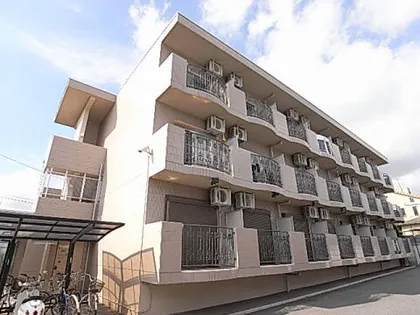 アッシュ宝塚【1階】の外観