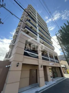 Luxe東三国+【9階】の外観